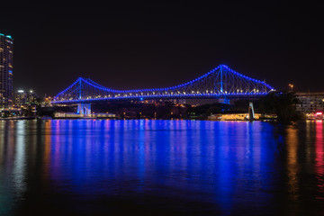 Obraz premium Most Story Bridge nad rzeką Brisbane w Brisbane