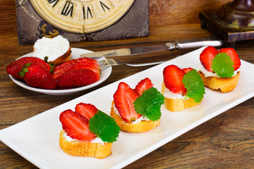 Bruschetta with Goat Cheese and Strawberry, Mint