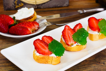 Bruschetta with Goat Cheese and Strawberry, Mint