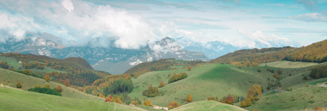 Panoramica montagne in lessinia