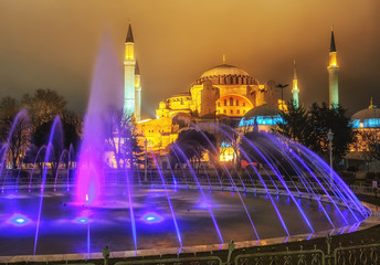 Fototapeta na wymiar View of Hagia Sophia from Sultanahmet park, Istanbul, Turkey