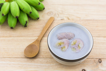 Banana in coconut milk (Kluay Buad Chee), Thai desert.