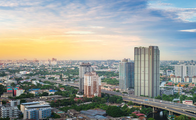 Fototapeta na wymiar Bangkok sky line before sunset