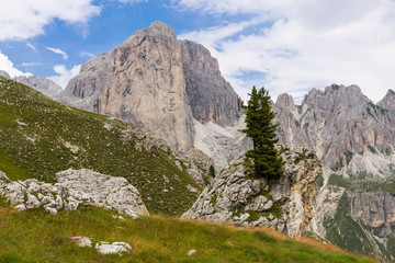 Fototapeta na wymiar Roda de Vael in the Dolomites