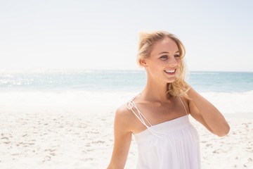 Fototapeta na wymiar Beautiful smiling blonde woman 