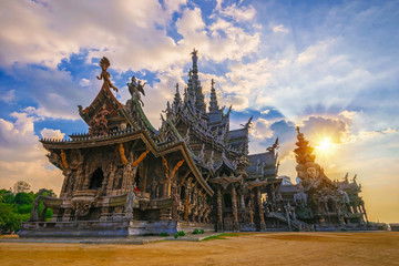 Thai temples, cultural monuments