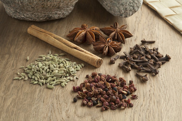 Five spices to make five-spice powder