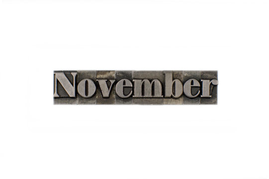 November / caracteres d'imprimerie en plomb 