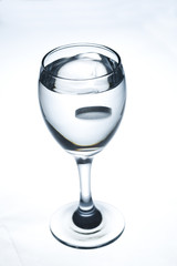 verre d'aspirine effervescent