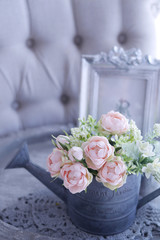 ブリキの中の薔薇