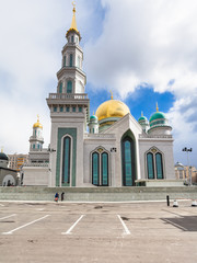 Fototapeta na wymiar Cathedral Mosque - main mosque of Moscow