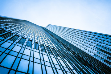 Fototapeta na wymiar modern facade. building skyscrapers. office buildings. modern gl