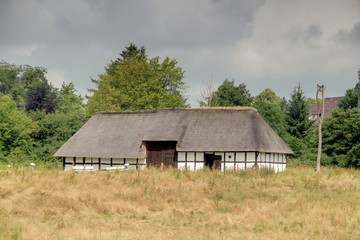 Fototapeta na wymiar maison traditionnelle de l'Allemagne du nord