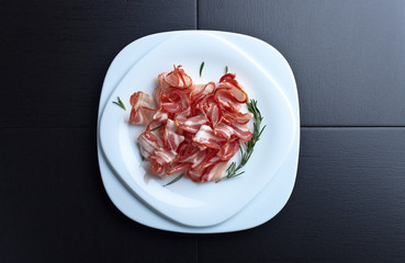 bacon with rosemary