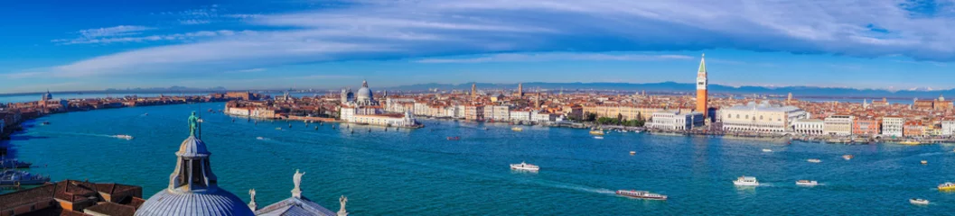 Fotobehang Panorama van Venetië in Italië © Tomas Marek