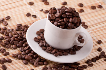 coffee beans in coffee cups.