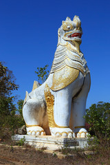 Fototapeta premium Statue of lion guardian in Myanmar