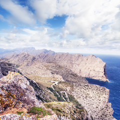 Obraz premium Colorful rocky shore in Norway