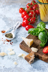 Ingredients for spaghetti sauce