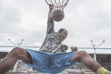 Professional slum dunks