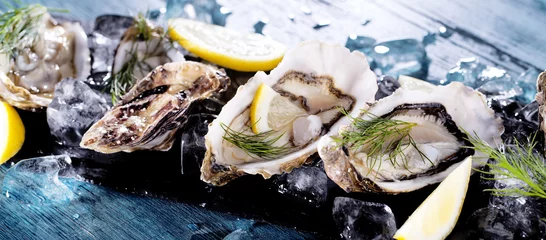 Foto op Aluminium Verse oesters uit Frankrijk © karepa