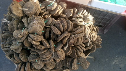 Dry dung for sale