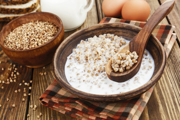 Buckwheat porridge with milk