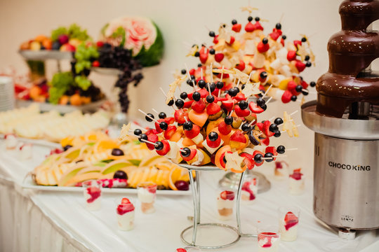 wedding catering dessert