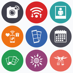 Photo camera icon. Flash light and selfie frame.