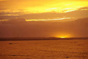 Obraz premium F, Bretagne, Finistère, Plouescat, Abendstimmung am Meer