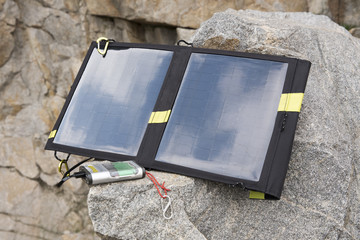 Солнечная зарядка, Solar charger