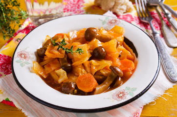 Vegetables with mushrooms