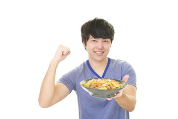 食事を楽しむ男性