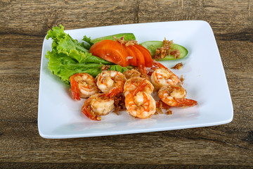Grilled shrimps with garlic