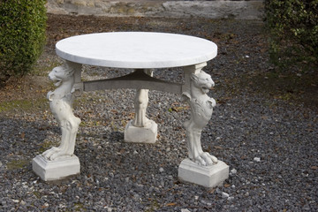 Table en marbre &agrave; Pomp&eacute;i