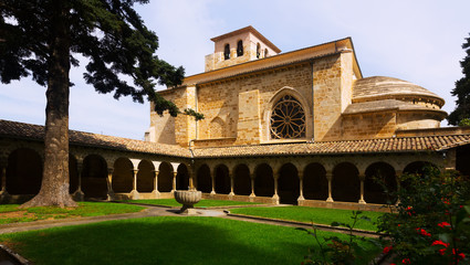 Naklejka premium Church of San Pedro de la Rua at Estella