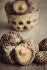 heap dried shiitake mushrooms