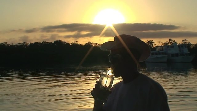  Кубинский  вечерний коктейль. Cocktail at sunset.