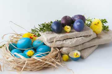 painted Easter eggs and chicks gold 