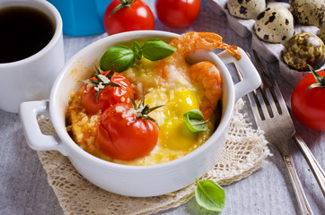 Fried of quail eggs