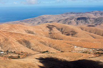 Fototapeta na wymiar Volcanic Lanscape. Panoramic view on Fuerteventura from Mirador Morro Velosa, Fuerteventura, Canary Island, Spain