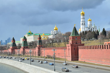 Fototapeta premium Россия, Московский Кремль в облачный день