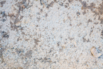 Schmutz am Boden auf einer Baustelle