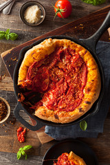 Homemade Skillet Deep Dish Chicago Pizza
