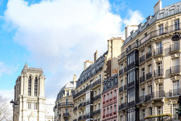 Fototapeta na wymiar antique city building in paris,france Europe