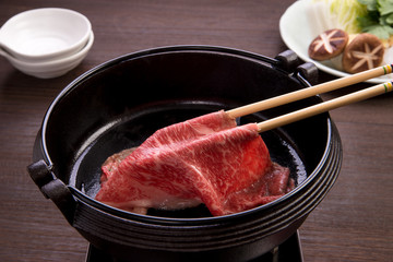 すき焼き　黒毛和牛の関西風すき焼き