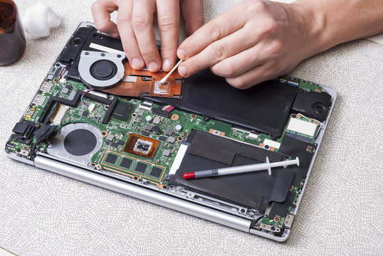 master laptop repairs