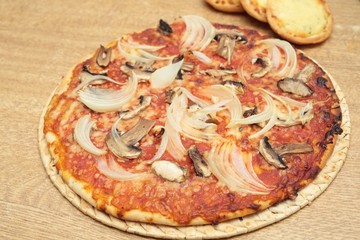 homemade vegetable pizza