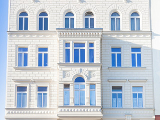 noble Hausfassade, Stuckfassade, Altbauwohnungen