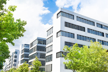 modernes Bürogebäude in Frankfurt
